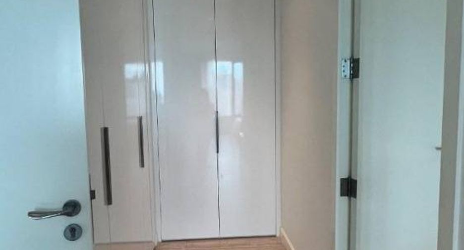 Wohnung zur Miete mit 2 Zimmer in Pathum Wan, Bangkok