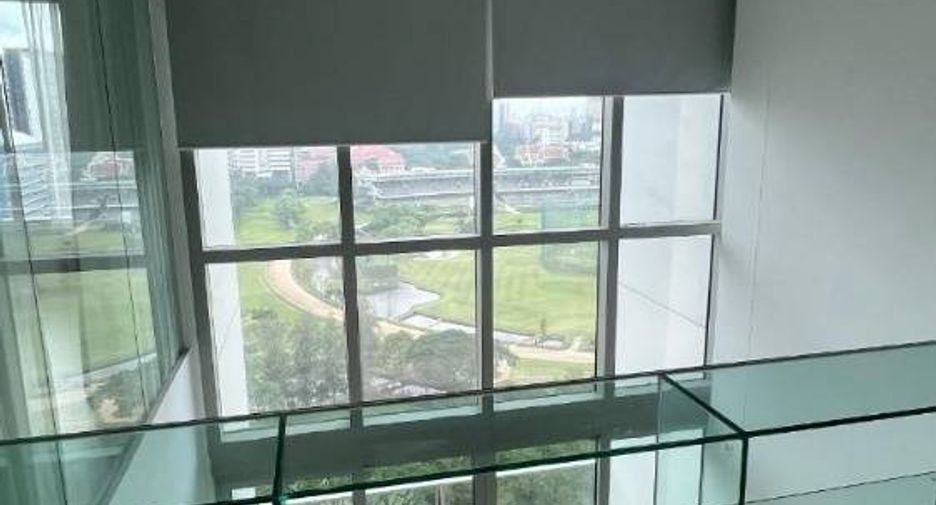 Wohnung zur Miete mit 2 Zimmer in Pathum Wan, Bangkok