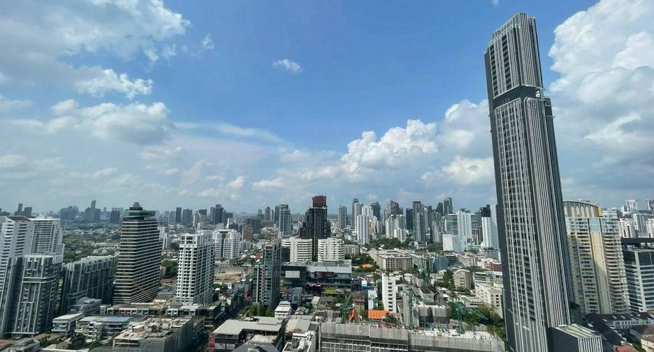 For rent 1 bed condo in Watthana, Bangkok
