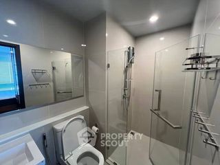 For rent 2 bedrooms condo in Phaya Thai, Bangkok