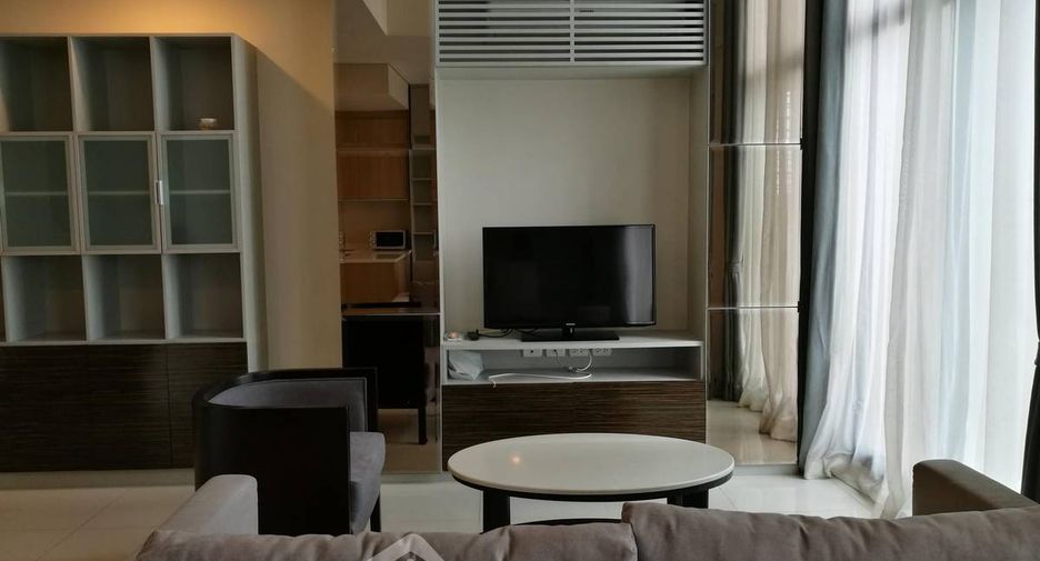 For rent 1 bed condo in Watthana, Bangkok