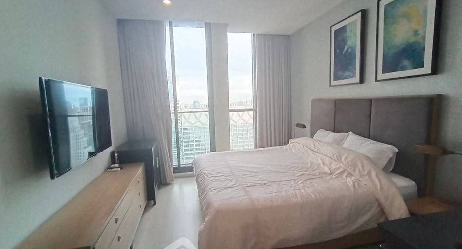 For rent 3 bedrooms condo in Pathum Wan, Bangkok