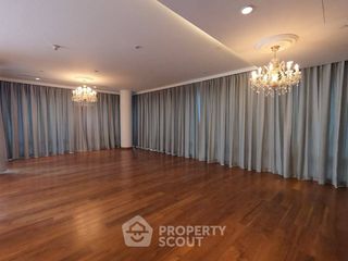 出租 4 卧室 公寓 在 Pathum Wan, 曼谷