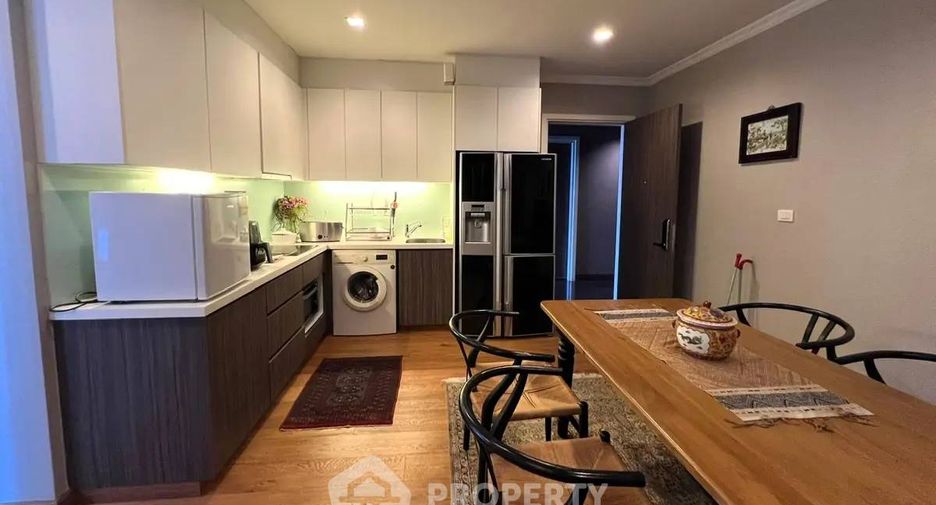 Wohnung zur Miete mit 2 Zimmer in Khlong San, Bangkok