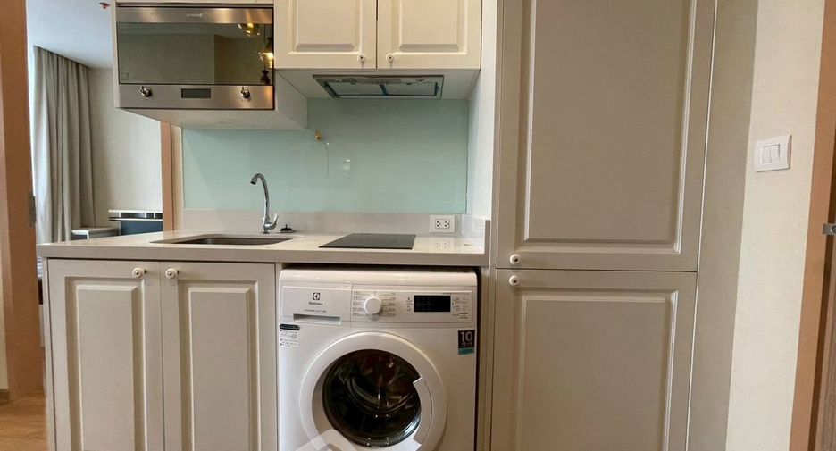 For rent 1 bed condo in Watthana, Bangkok