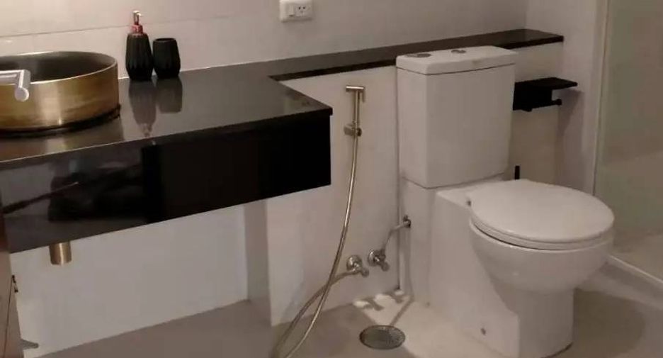 For rent 1 bed condo in Watthana, Bangkok