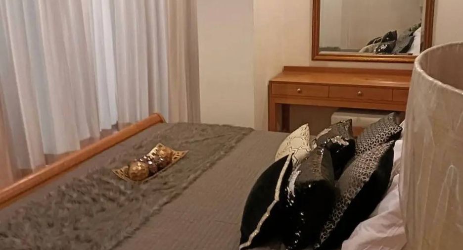 Аренда 2 спальни кондо в Кхлонг Тоеи, Бангкок