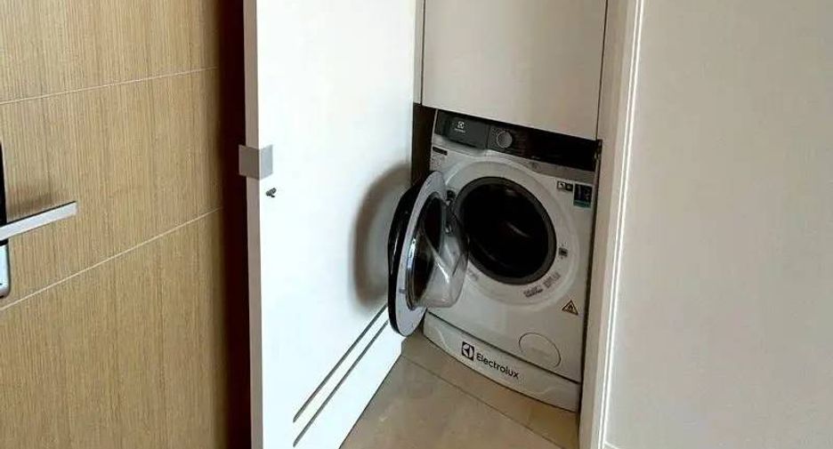 Аренда 1 кровать кондо в Кхлонг Сан, Бангкок