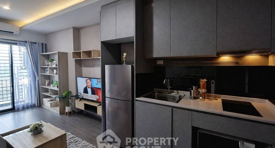 For rent 1 bed condo in Phra Khanong, Bangkok