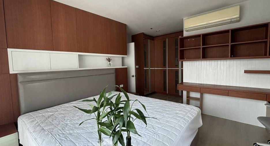 À louer 2 chambres condo à Khlong Toei, Bangkok