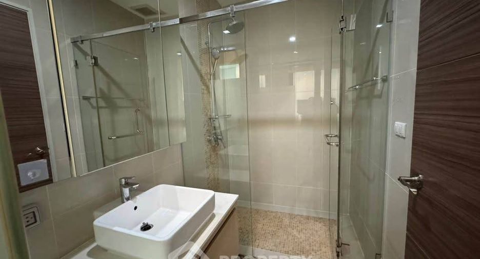 Condo en alquiler de 1 habitaciones en Watthana, Bangkok
