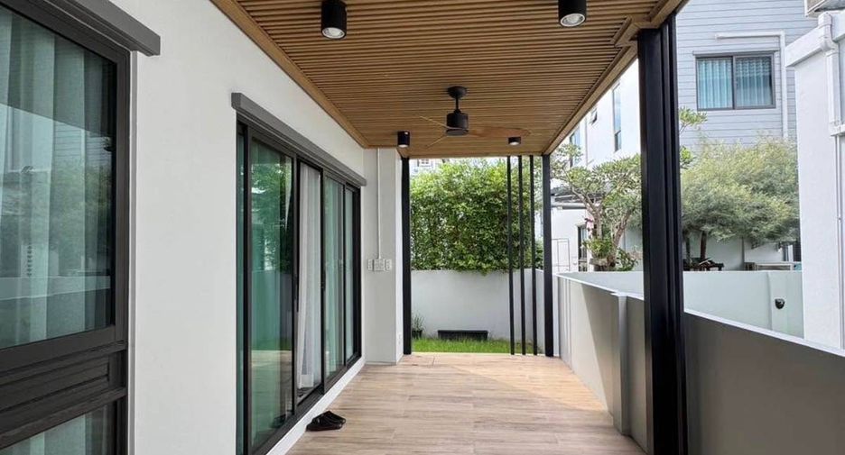 For rent 3 bedrooms house in Lat Krabang, Bangkok