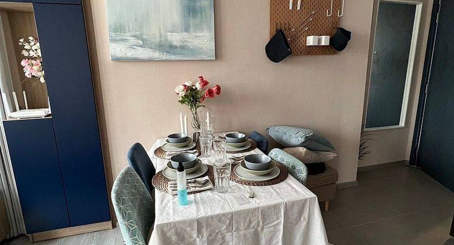 For rent 2 bedrooms condo in Watthana, Bangkok