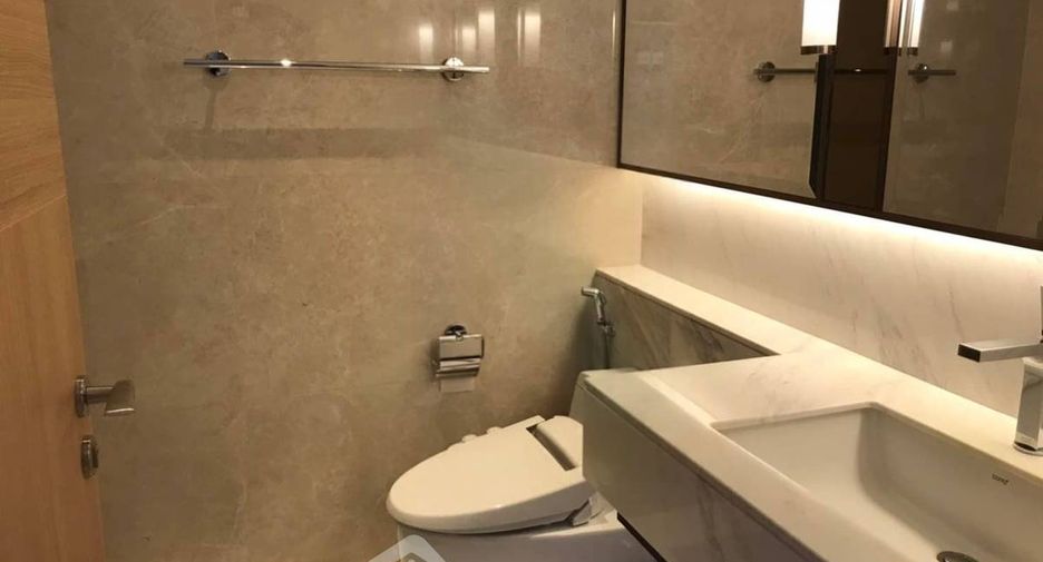 For rent 1 bed condo in Pathum Wan, Bangkok