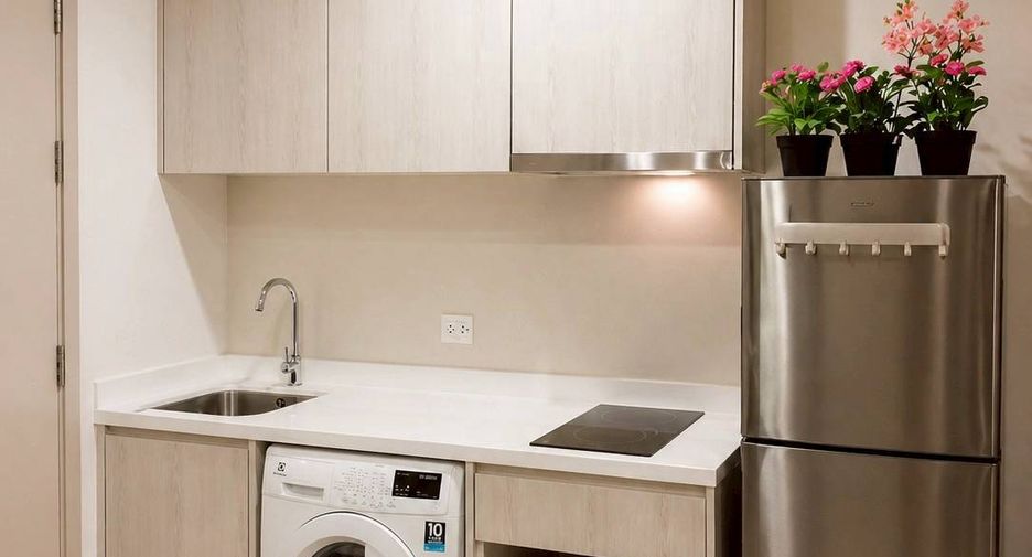 For rent 1 bed condo in Khlong Toei, Bangkok