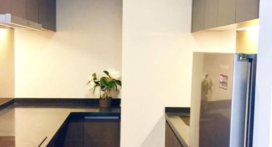 Wohnung zur Miete mit 2 Zimmer in Khlong Toei, Bangkok