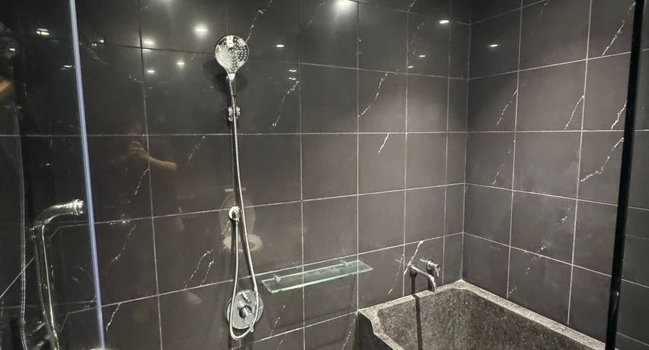 Condo en alquiler de 2 habitaciones en Watthana, Bangkok