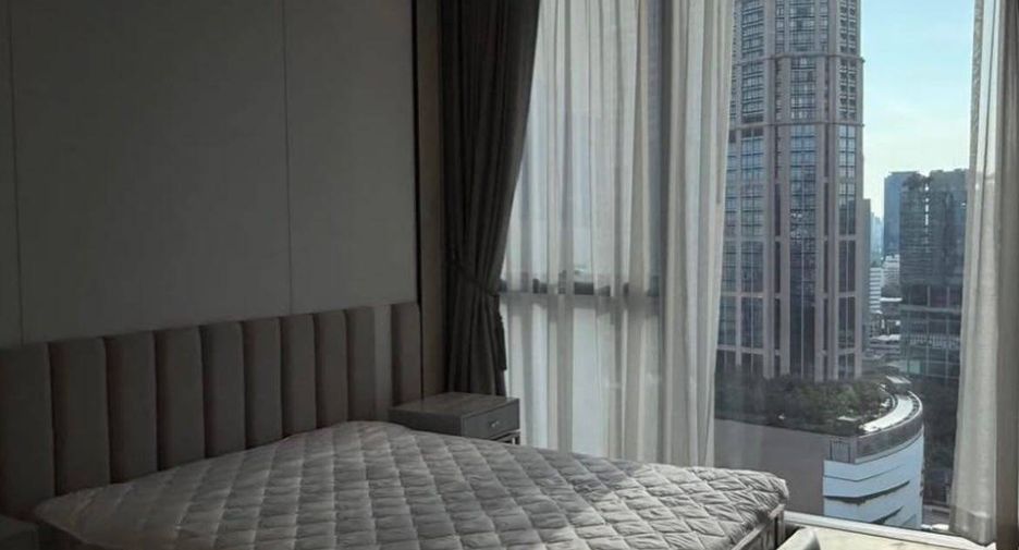 For rent 2 bedrooms condo in Khlong Toei, Bangkok