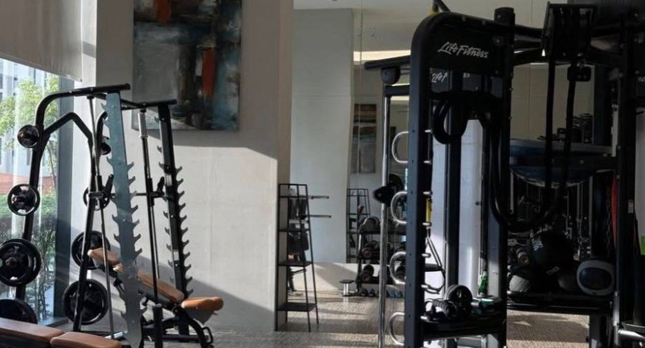 For rent 2 bedrooms condo in Khlong Toei, Bangkok