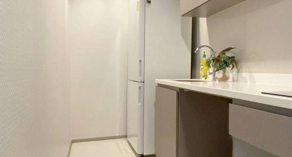 Wohnung zur Miete mit 2 Zimmer in Huai Khwang, Bangkok