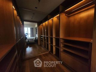 For rent 3 bedrooms condo in Sathon, Bangkok