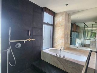 For rent 3 bedrooms condo in Sathon, Bangkok