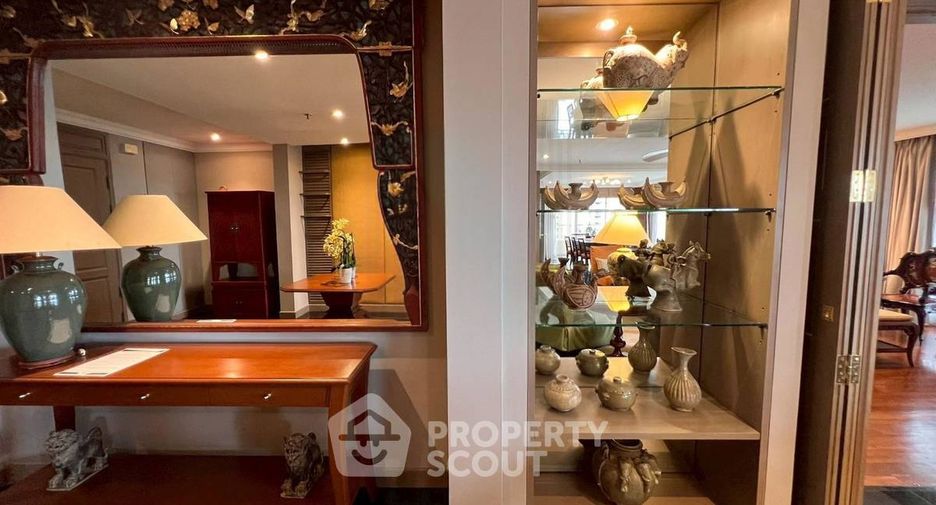 Condo en alquiler de 3 habitaciones en Sathon, Bangkok