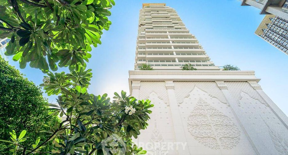 For rent 2 bedrooms condo in Watthana, Bangkok