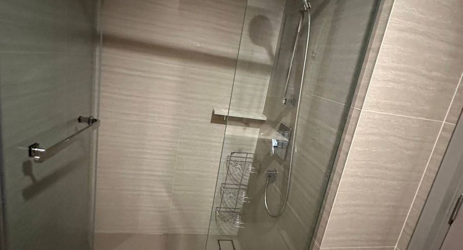 For rent 1 bed condo in Huai Khwang, Bangkok