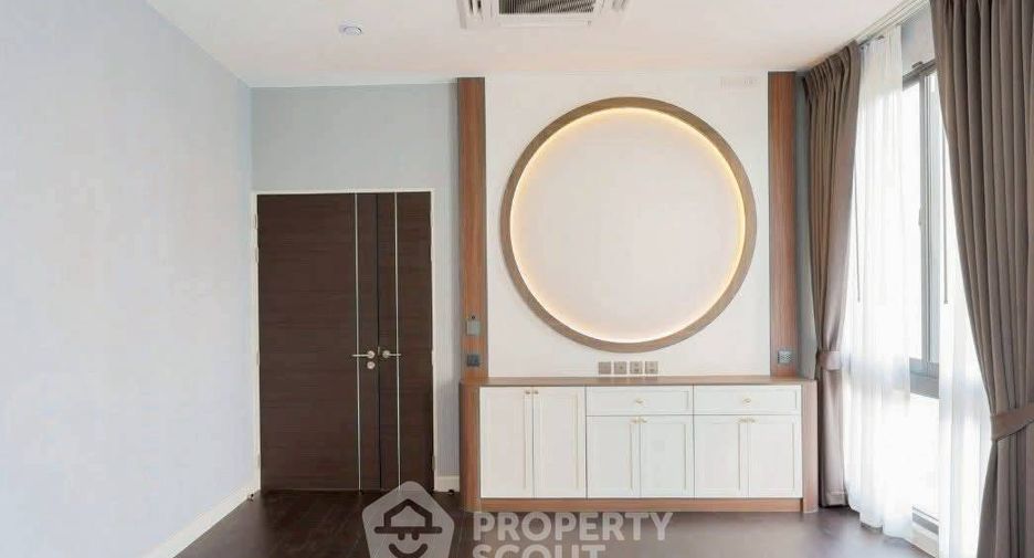 Haus zur Miete mit 5 Zimmer in Suan Luang, Bangkok