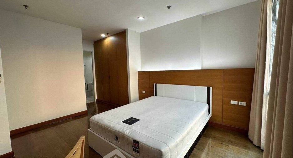 À louer 2 chambres condo à Watthana, Bangkok