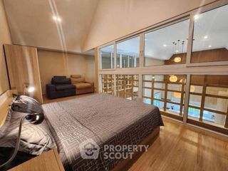 Casa en alquiler de 4 habitaciones en Bang Lamung, Chonburi