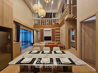 Casa en alquiler de 4 habitaciones en Bang Lamung, Chonburi