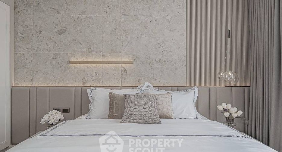 For rent 3 bedrooms condo in Watthana, Bangkok