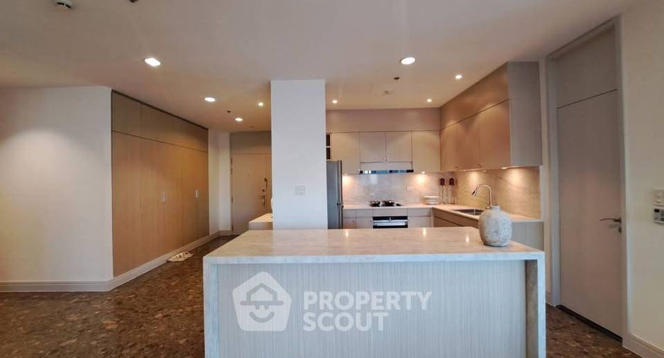 Apartment zur Miete mit 3 Zimmer in Pathum Wan, Bangkok