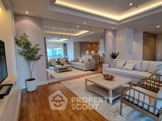 Apartment zur Miete mit 3 Zimmer in Pathum Wan, Bangkok