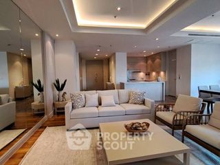 Apartment zur Miete mit 3 Zimmer in Pathum Wan, Bangkok