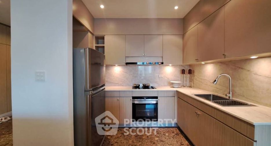 Apartment zur Miete mit 3 Zimmer in Pathum Wan, Bangkok
