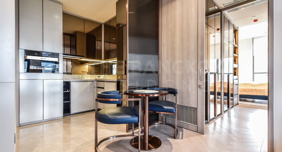 For sale 1 bed condo in Sathon, Bangkok