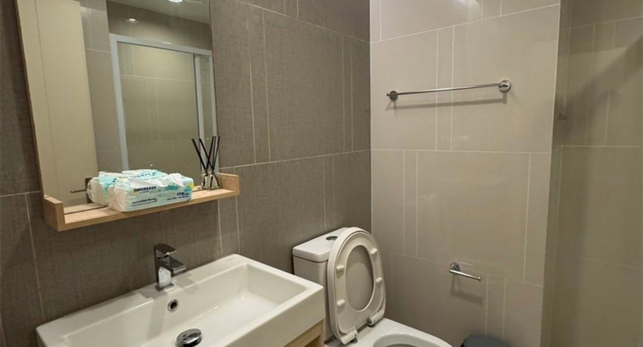 For sale 2 ベッドルーム condo in Bang Kho Laem, Bangkok