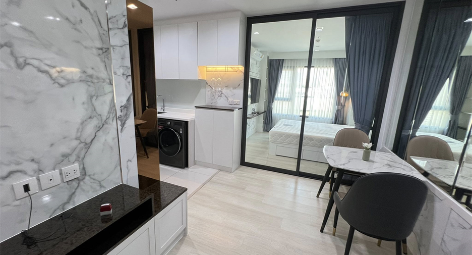For sale 1 bed condo in Pathum Wan, Bangkok