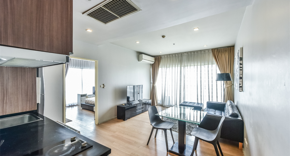 Condo en alquiler de 1 habitaciones en Khlong Toei, Bangkok