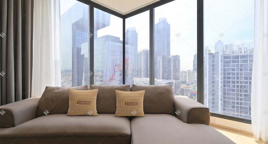 For rent 2 bedrooms condo in Huai Khwang, Bangkok