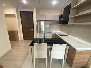 For rent 2 bedrooms condo in Phra Khanong, Bangkok