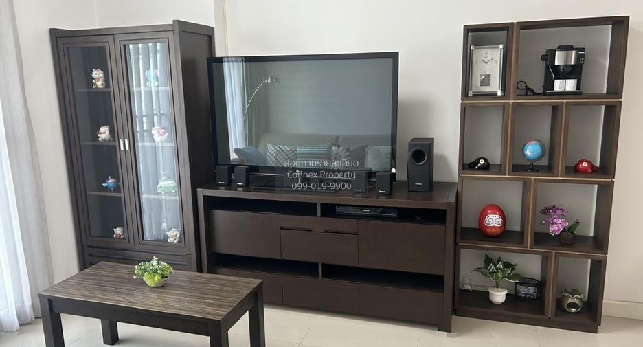 For rent 1 bed condo in Watthana, Bangkok