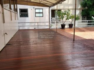 For rent 3 bedrooms apartment in Pathum Wan, Bangkok