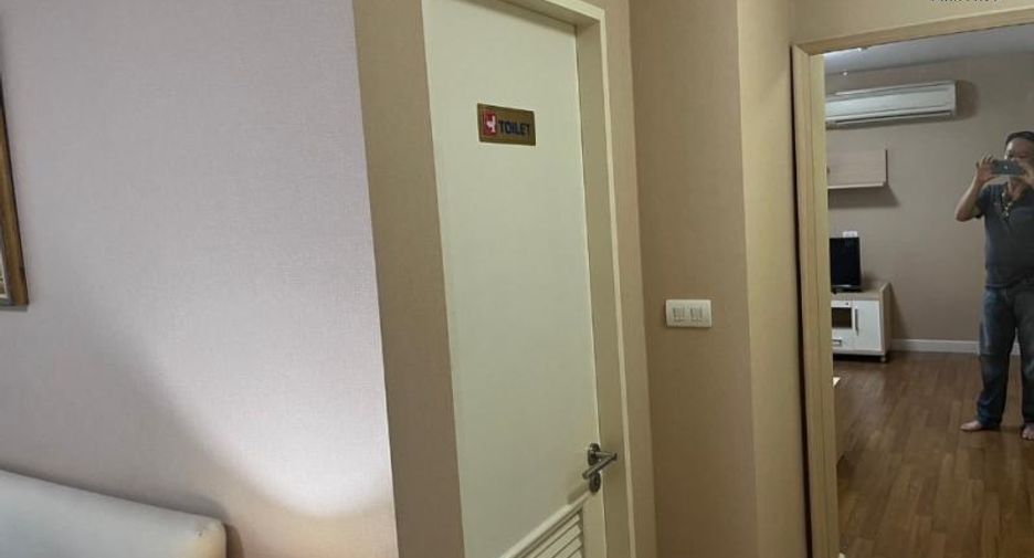 For rent 2 bedrooms condo in Watthana, Bangkok