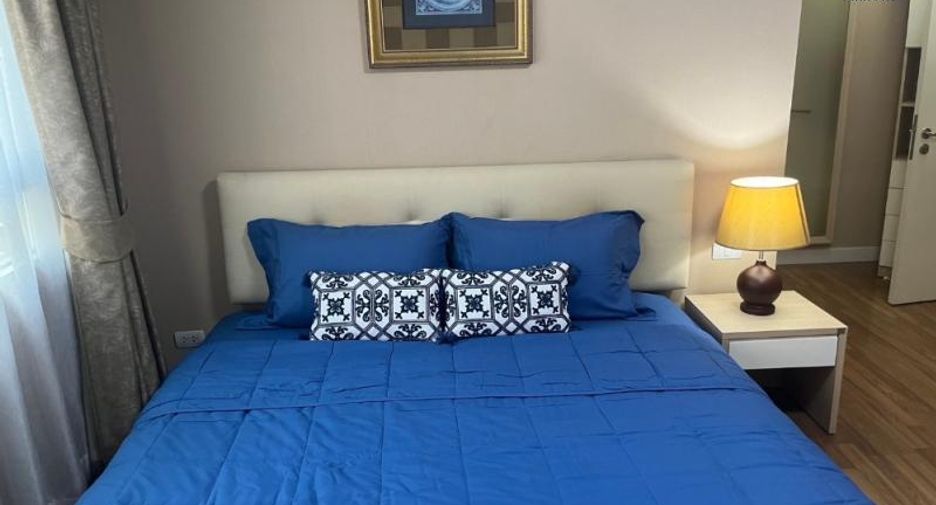 For rent 2 bedrooms condo in Watthana, Bangkok
