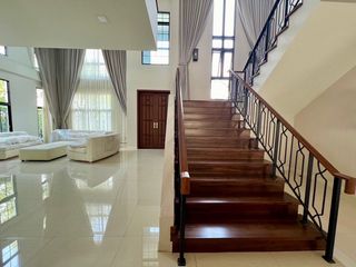 À vendre et à louer 5 chambres maison à Prawet, Bangkok