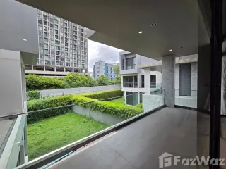 For rent 4 bedrooms house in Watthana, Bangkok